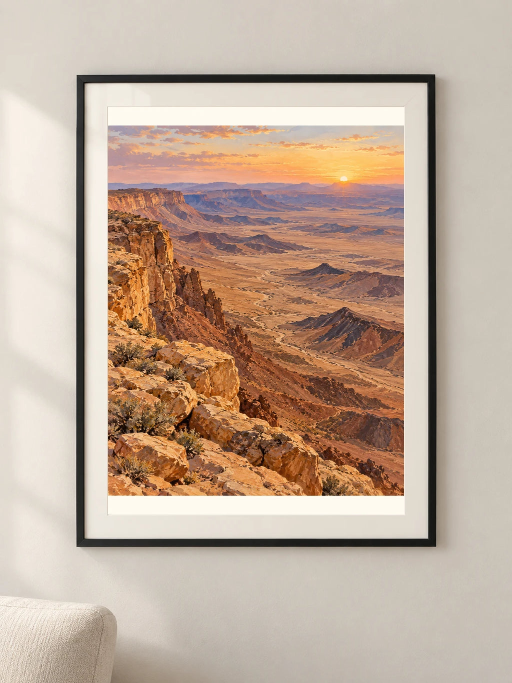 זריחה במכתש רמון — תמונה לבית — framed — minimal-room-v3
