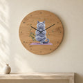 שעון עץ — חתול ביוגה — room — oak-clock-room-v1